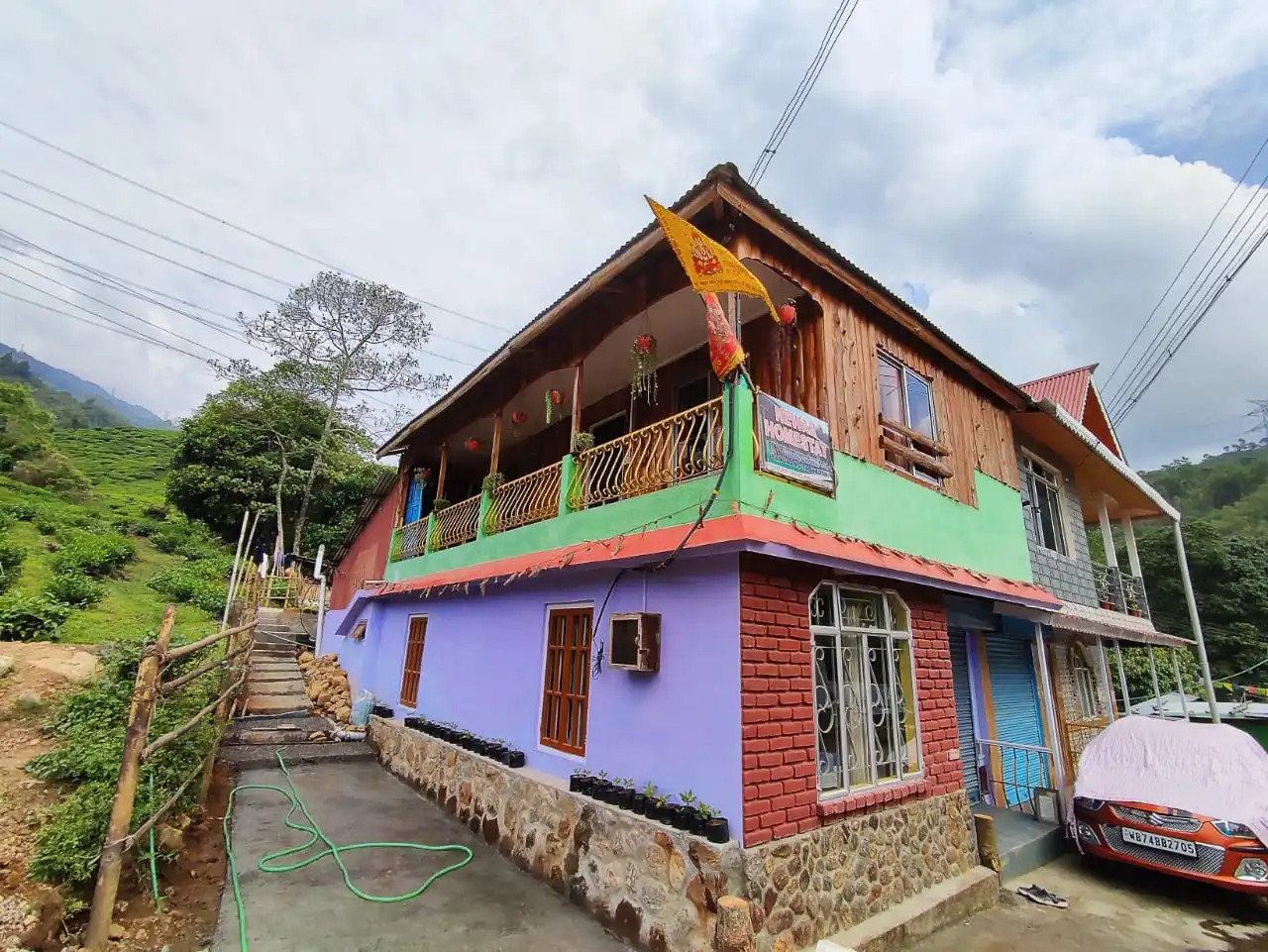 Wooden Cottage of Newar Home stay Tabakoshi