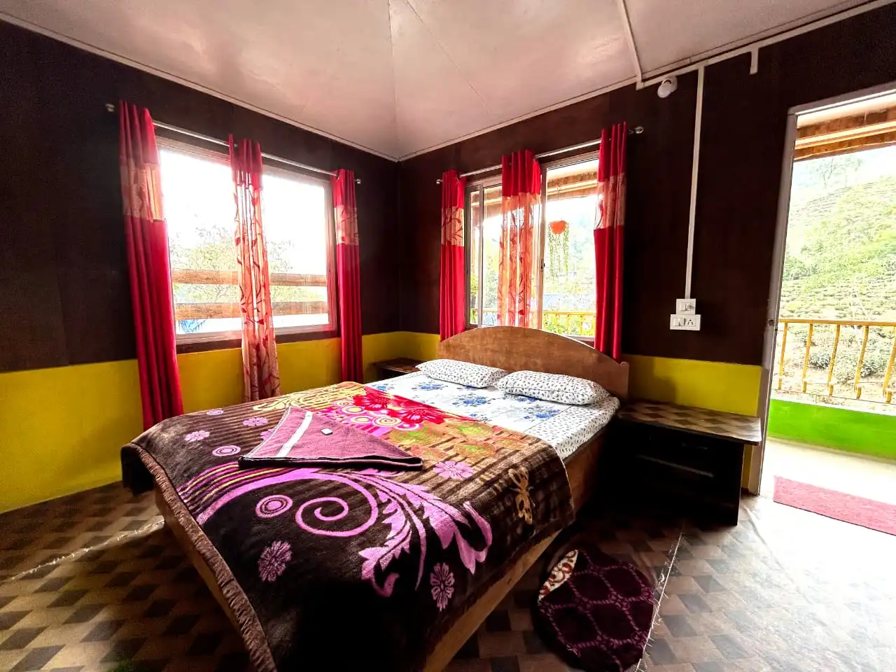 Wooden Cottage of Newar Homestay Tabakoshi, Darjeeling, Mirik. Situated near Rangbhang river.